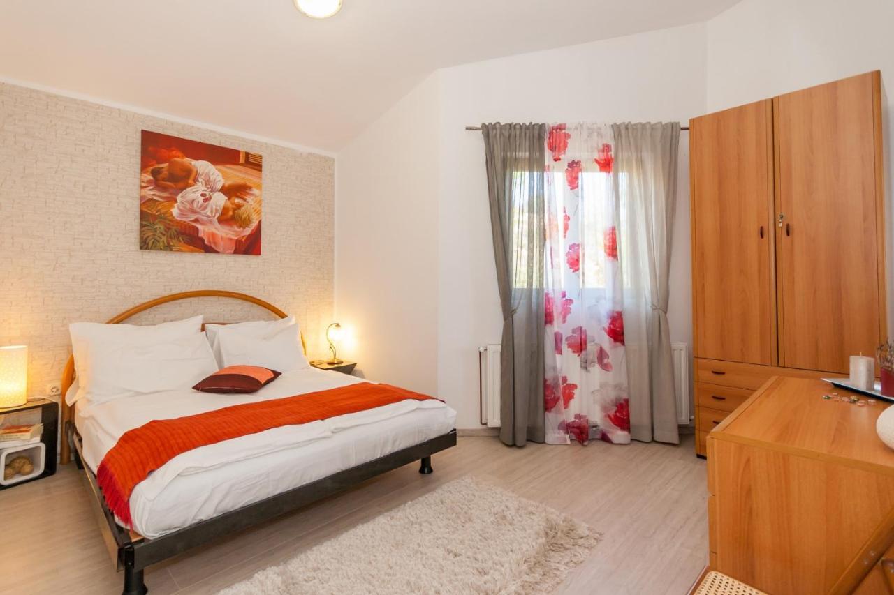 Appartamento Lori Baška Esterno foto
